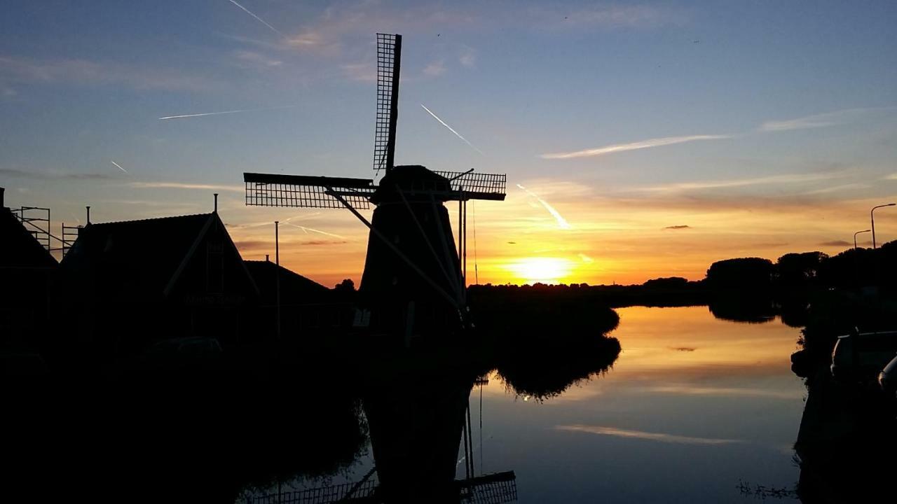 Gastenverblijf Bij De Molen Tussen Alkmaar En Hoorn Oterleek Exteriér fotografie